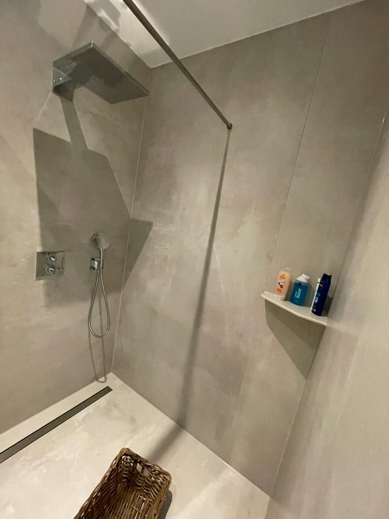 <span class="uc_style_uc_tiles_grid_image_elementor_uc_items_attribute_title" style="color:#ffffff;">Badezimmer (51)</span>
