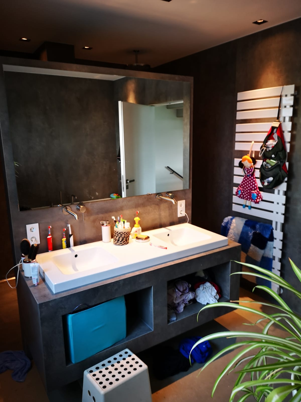 <span class="uc_style_uc_tiles_grid_image_elementor_uc_items_attribute_title" style="color:#ffffff;">Badezimmer (59)</span>