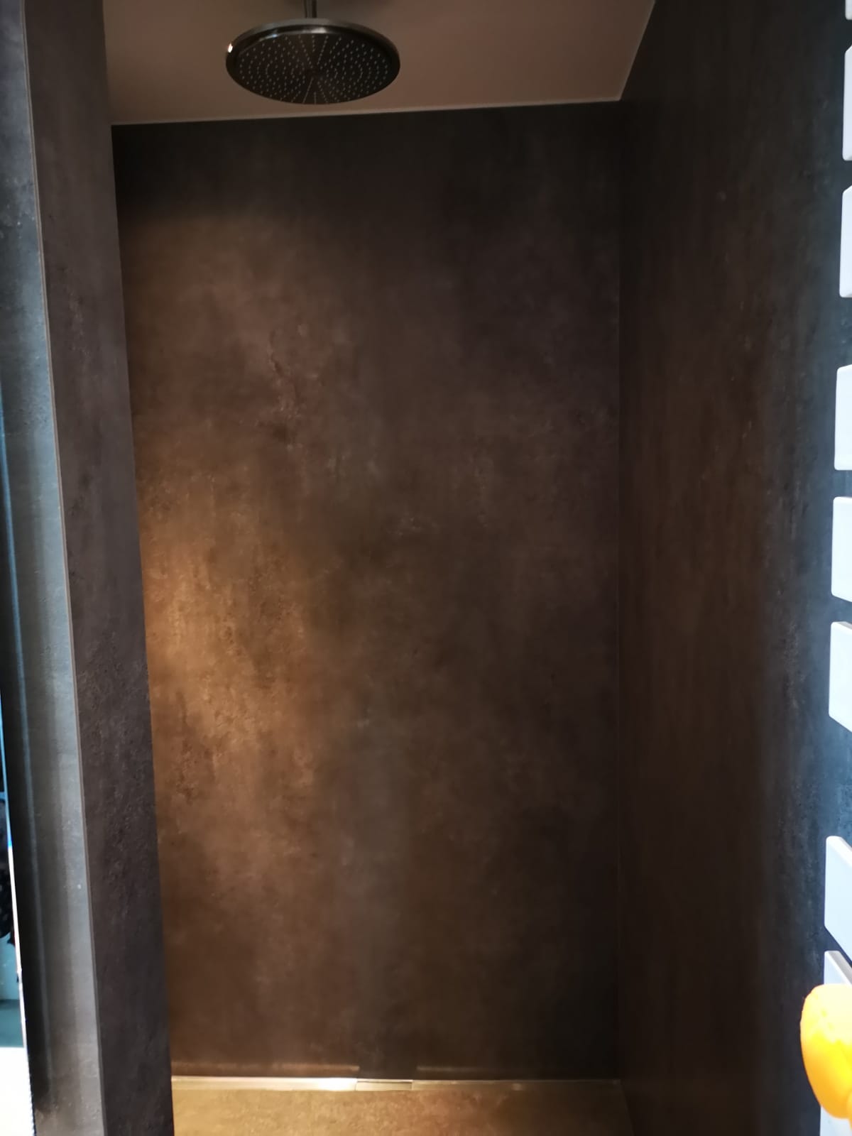 <span class="uc_style_uc_tiles_grid_image_elementor_uc_items_attribute_title" style="color:#ffffff;">Badezimmer (7)</span>