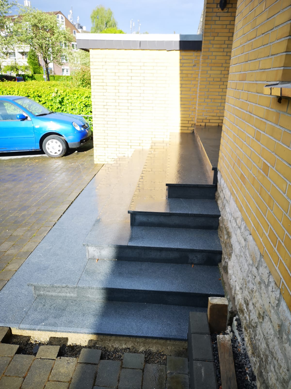 <span class="uc_style_uc_tiles_grid_image_elementor_uc_items_attribute_title" style="color:#ffffff;">Treppen (10)</span>