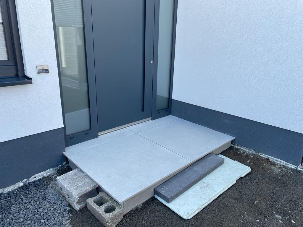 <span class="uc_style_uc_tiles_grid_image_elementor_uc_items_attribute_title" style="color:#ffffff;">Treppen (29)</span>